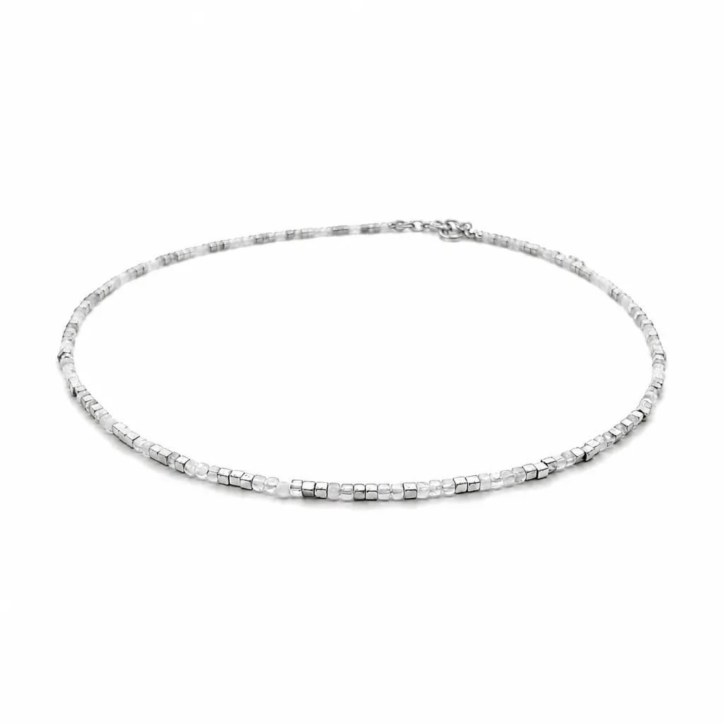 Gea Q Choker R MoonSt.webp