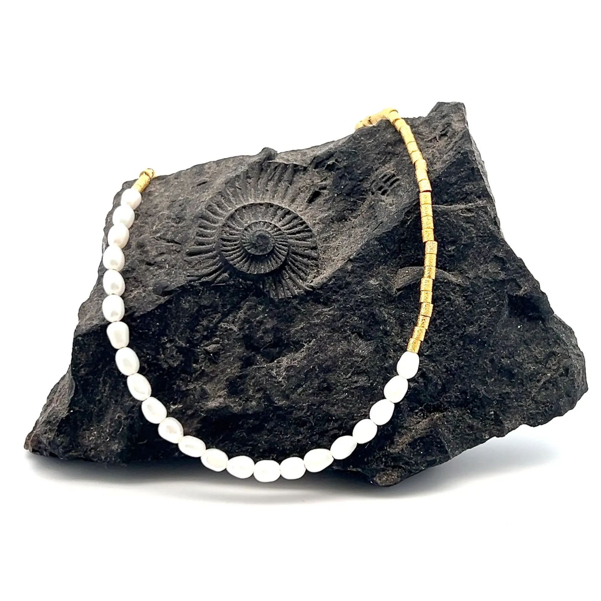 [CH014G] Atlas Pearls Choker (Gold Plated)