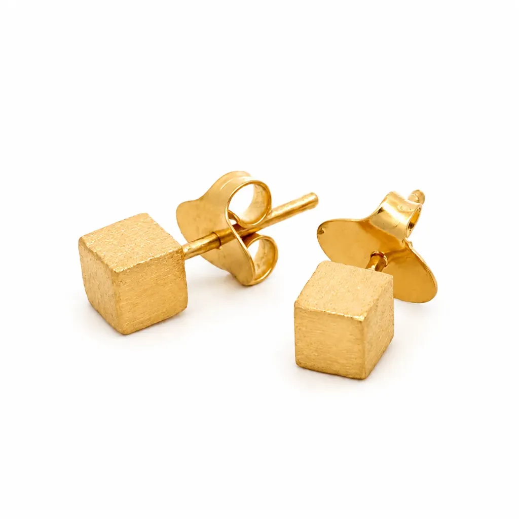 [MF020G] Qube Mini Earrings Gold Plated